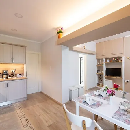 アパート Spyros *