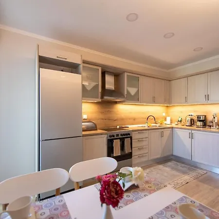 アパート Spyros *